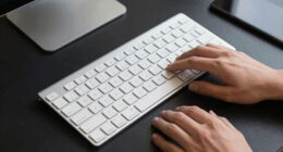 13 Best Wireless Keyboard for Digital Artists in 2026