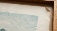 paper reacts to moisture